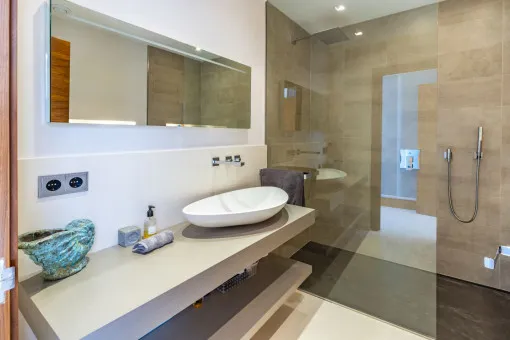 Puerto Andratx, Modern Villa with Fantastic Sea Views in Port d'Andratx — photo 11