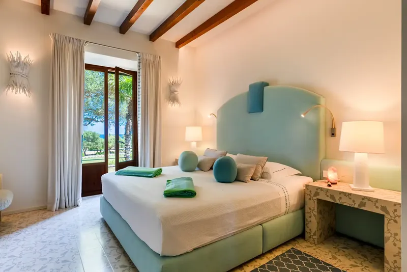 Impressive estate in Colònia de Sant Pere offering total privacy with magnificent sea and mountain views — photo 12