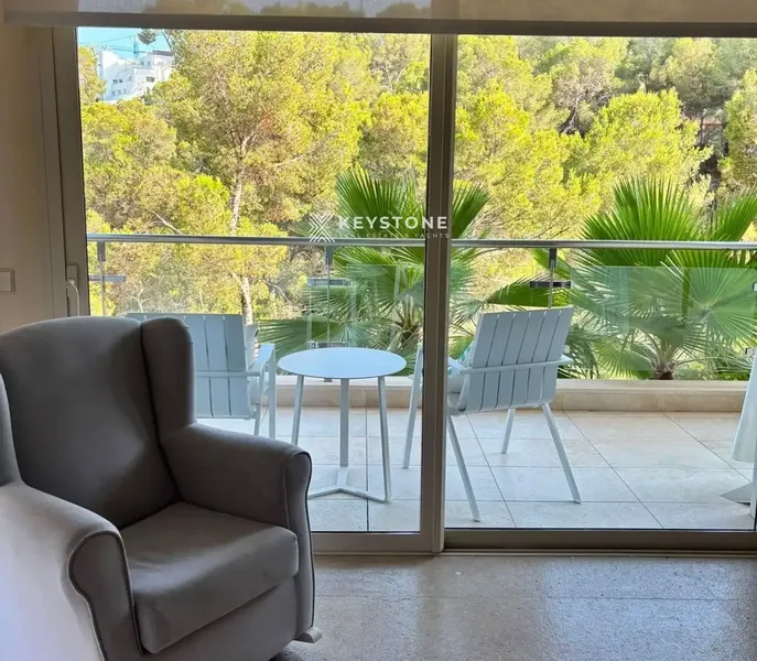 Exclusive apartment for long-term rent in one of the most prestigious residential areas in the southwest of Mallorca — photo 2