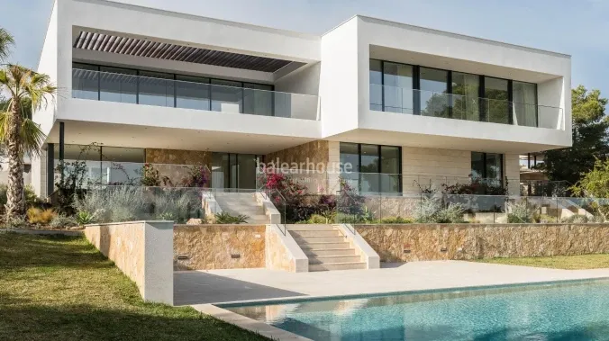 Large new build villa in Sol de Mallorca with stunning sea views and magnificent exteriors — photo 1