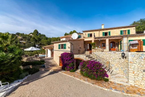 Galilea, Luxurious Mountain Residence with Infinity Pool and Sea Views – Seasonal Rental Winter/Summer — photo 2