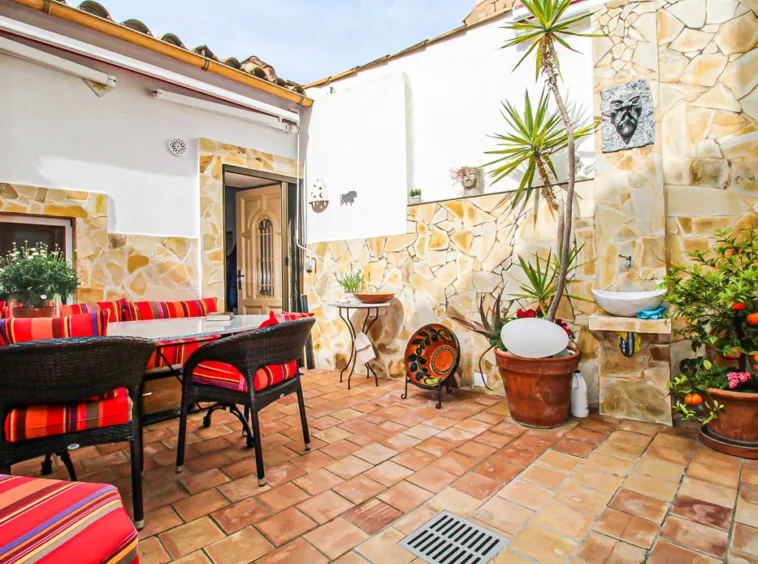 Ref.2442C – Andratx- Charming village house with courtyard & roof terrace with views — photo 3