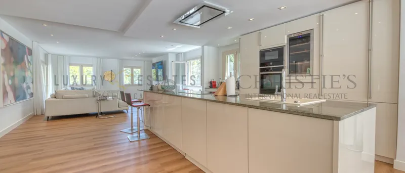 Modern villa in Santa Ponsa in walking distance to the beach village center — photo 5