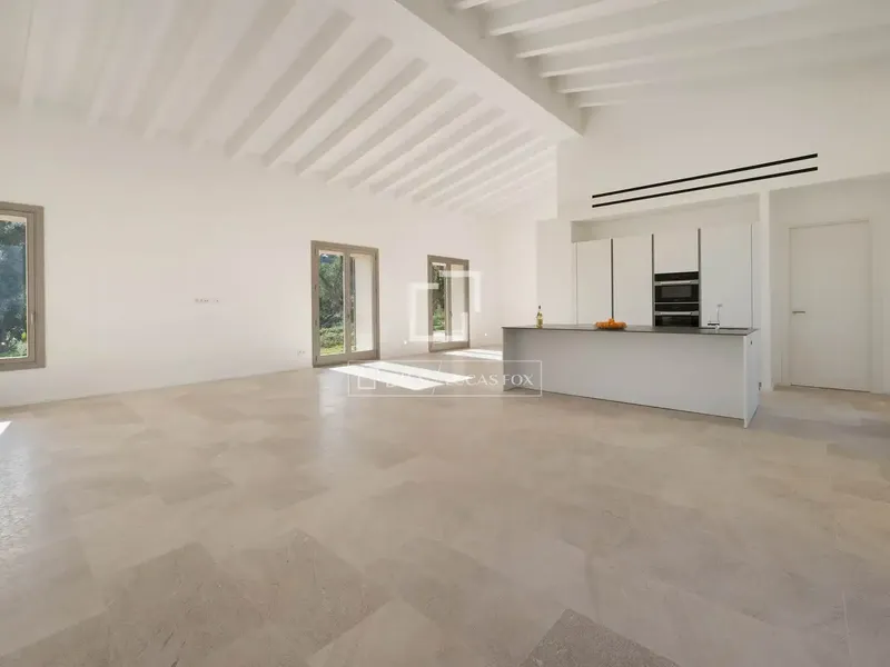Lucas Fox presents this beautiful finca with traditional and minimalist architecture and the latest technology a short distance from the golf course — photo 2
