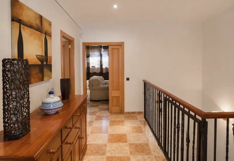 House located on Calle Del Sol, in the town of Porreres, in the province of Illes Baleares. — photo 3