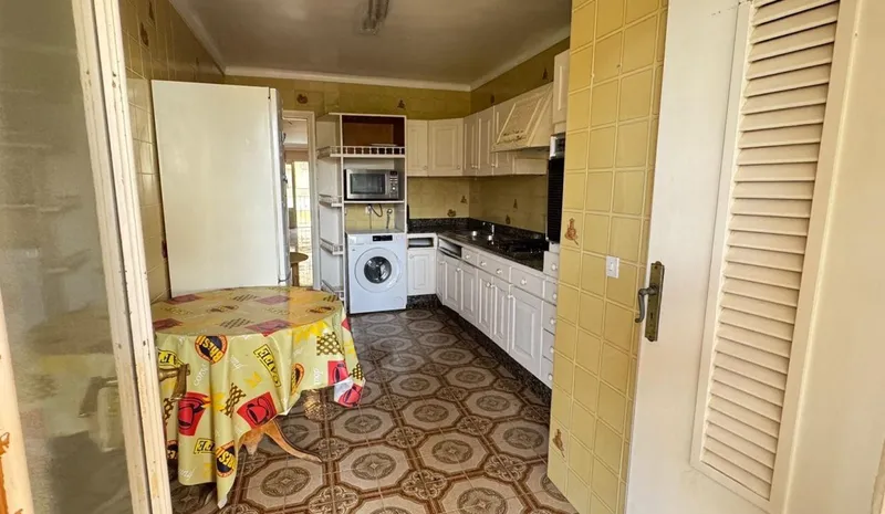 Local + First Floor Apartment for Sale in Inca — photo 11