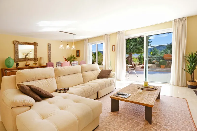 Beautiful and bright ground floor in a community with mountain views in Calvia village — photo 6