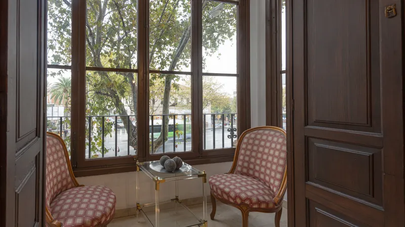 Investment! Beletage in Palma with large conservatory & lots of potential — photo 7