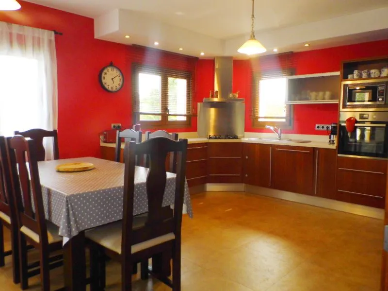 Well-maintained country chalet with pool and AC near Porto Colom -- CH 36 — photo 4