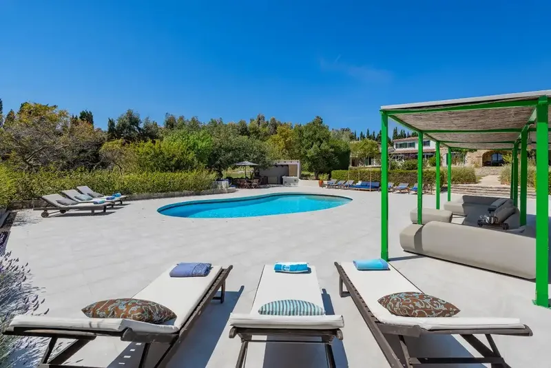 This impressive historic country house for sale in Pollensa has been beautifully renovated and extended to create the perfect private oasis — photo 6