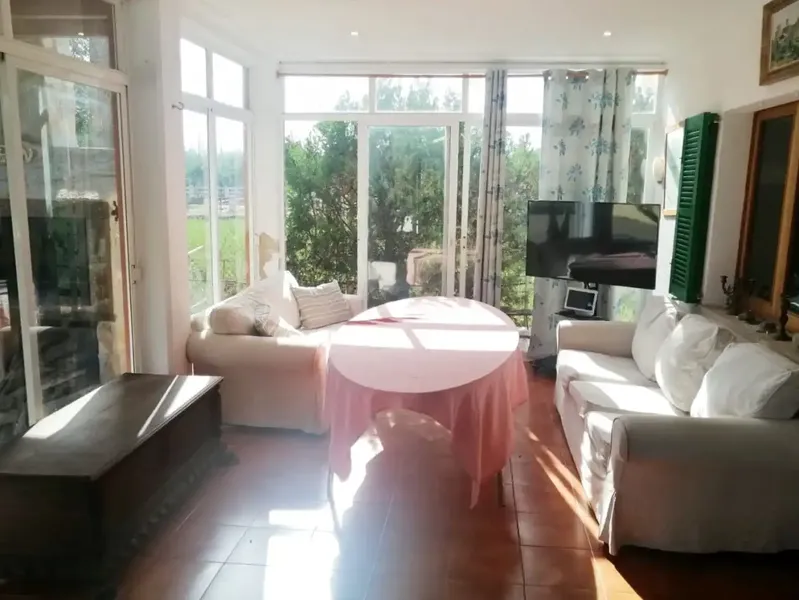 Beautiful 3-bedroom villa in the rural area of Playa de Alcudia with adult and children's pools and private parking. Located — photo 5