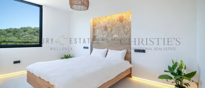 Renovated penthouse in El Terreno, Palma, with a large terrace and sea views — photo 7
