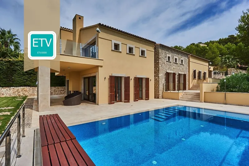 Modern south facing villa with vacation rental license, next to the golf club of Canyamel — photo 1