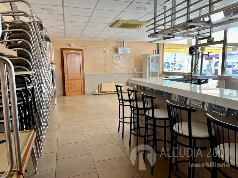 Business premise — photo 11