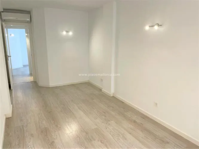 Apartment in Palma de Mallorca, Es Fortí area — photo 3