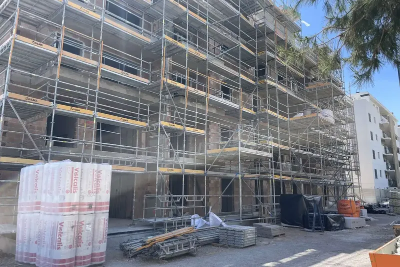 This beautiful complex is located on the east coast of Mallorca, not far from the natural reserve 'Sa Punta de N'Amer', between Cala Millor and Sa — photo 5