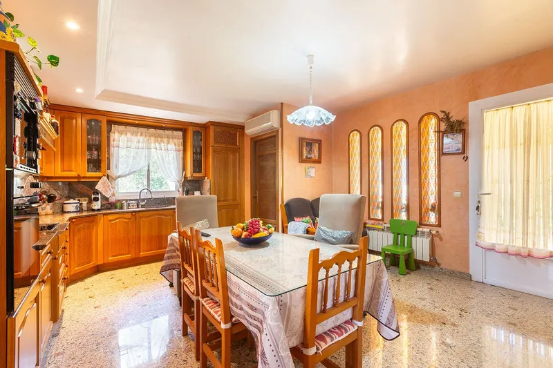 Mediterranean house with plenty of privacy — photo 7