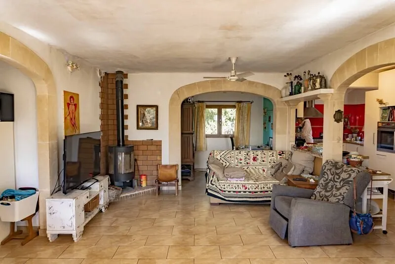 Beautiful renovated finca with pool and holiday rental license near Llucmajor — photo 7