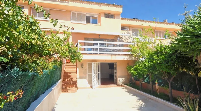 Detached Villa in Cala Major — photo 1