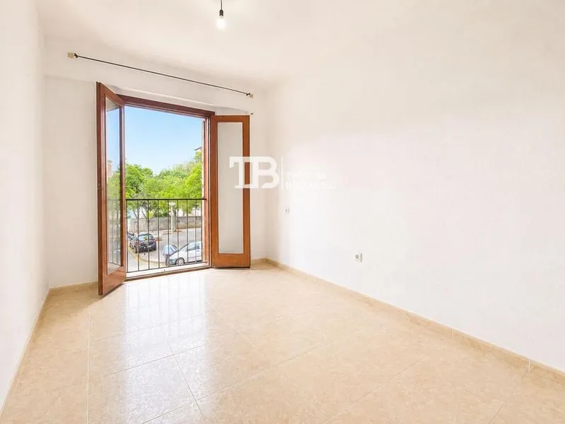 Flat / apartment in Calle de Caracas, Nou Llevant, Palma de Mallorca — photo 1
