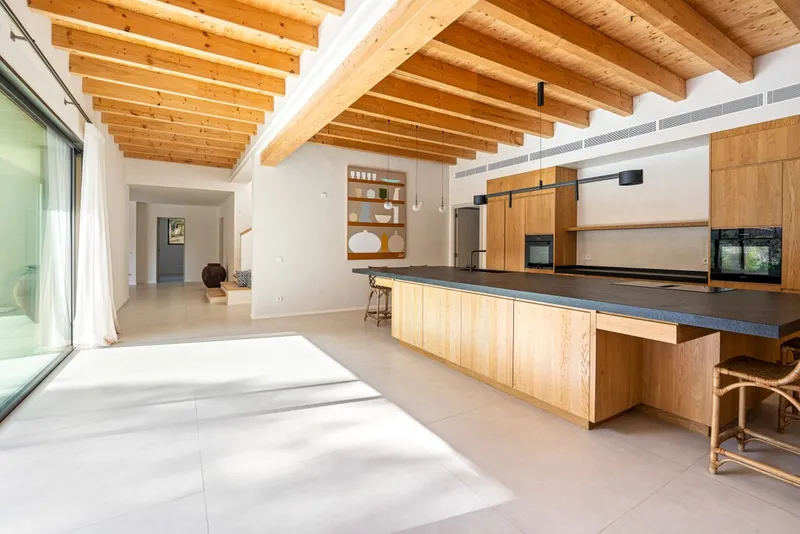 Cala Vinyes top quality house for sale with private pool and sunny terraces — photo 11