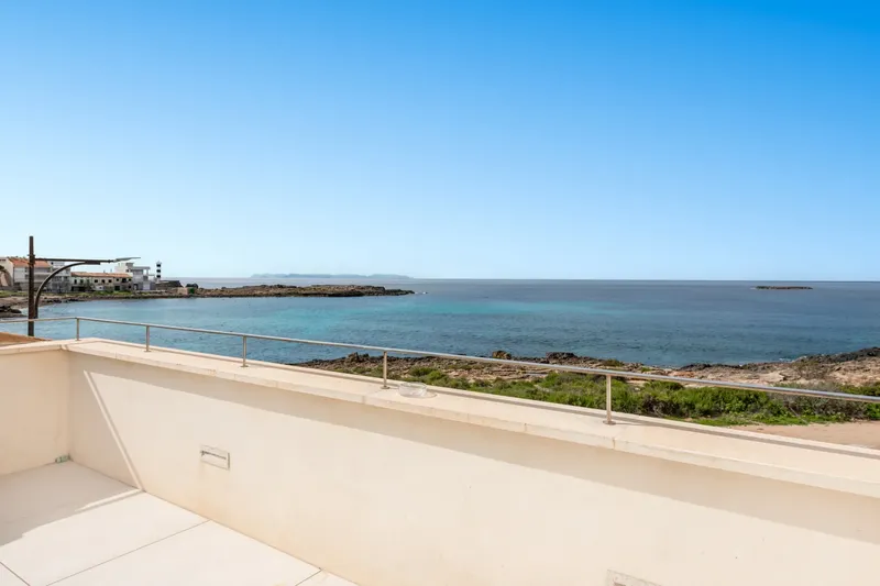 Duplex and ground floor in Colonia Sant Jordi, 230 m2, sea views — photo 1