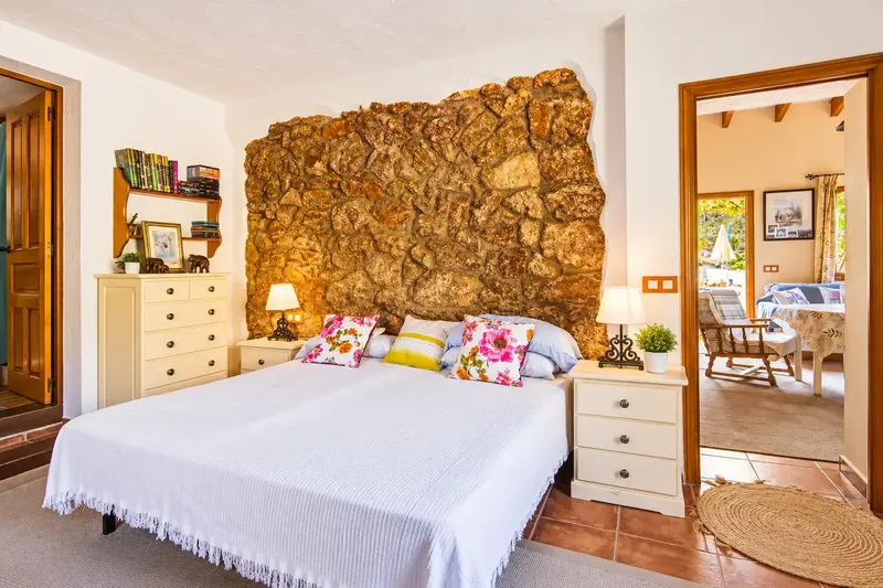 RONZETTI Real Estate presenta esta finca rústica en S'Evangelica, Andratx, situada en un extraordinario entorno natural junto a la carretera — photo 9