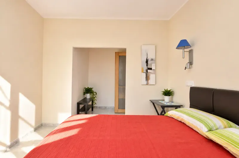 Este encantador ático dúplex con terraza privada se encuentra en una de las zonas más codiciadas de Palma de Mallorca: Portixol, en segunda  — photo 6