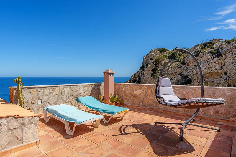 Exclusive villa with breathtaking sea views — photo 11
