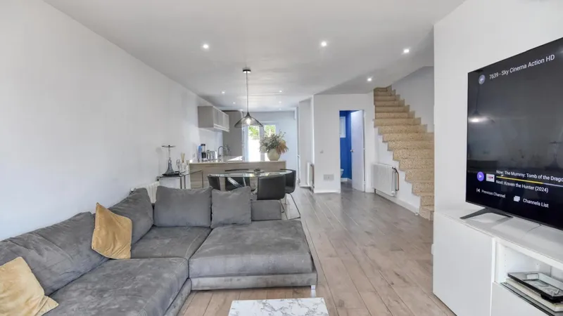 Portals Nous - 3 Bedroom Reformed Townhouse Close To The Village — photo 4
