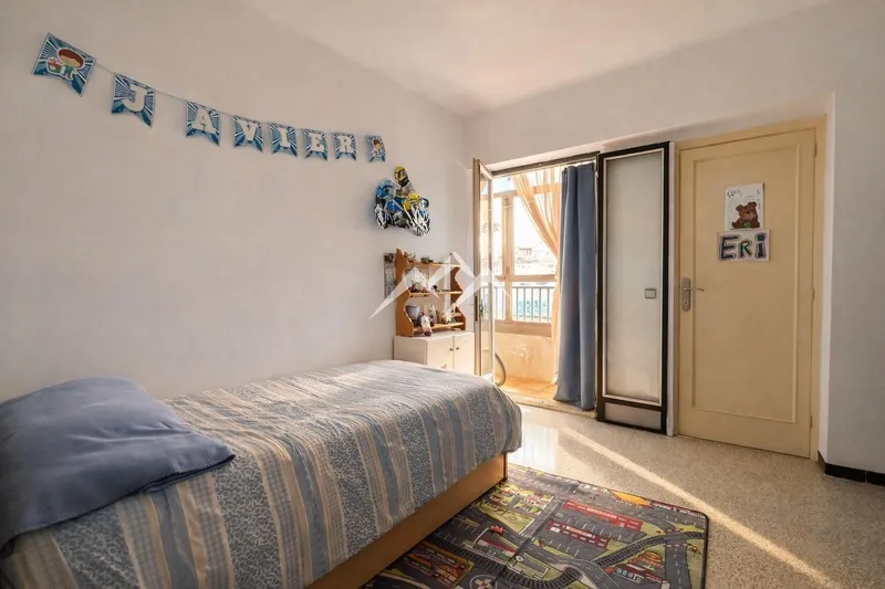 Spacious apartment in Plaza de Toros, Palma — photo 10