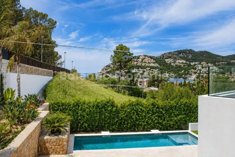 Harbour view apartment for sale in Port Andratx, southwest Mallorca — photo 4