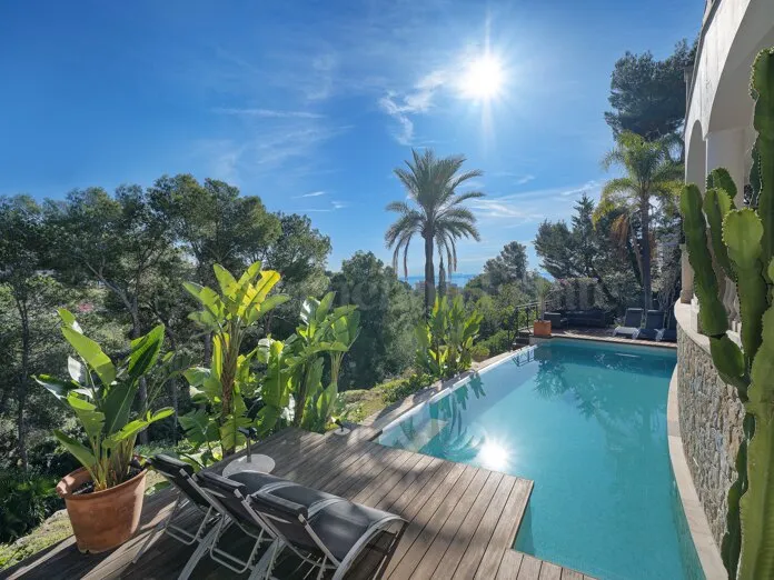Exclusive sea views & timeless elegance in Costa d’en Blanes — photo 1