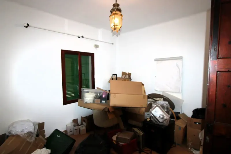 Herden Immobilien Mallorca sells exclusively a beautiful, bright and spacious apartment in the old town, directly at La Lonja in a prime location — photo 10
