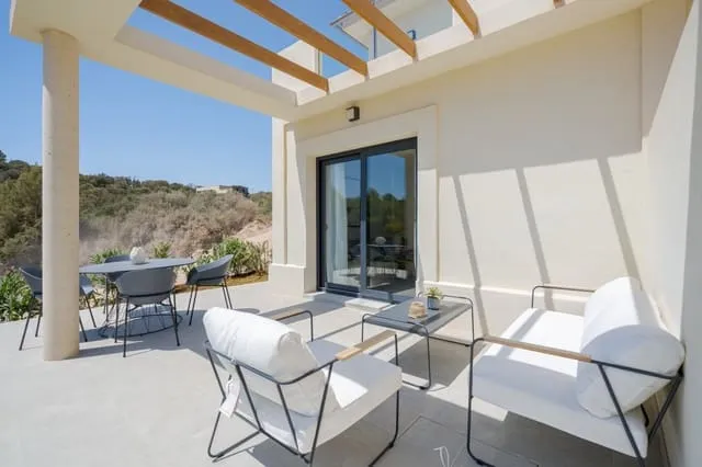 Villa for sale in Cala Romantica, Manacor, Mallorca — photo 1