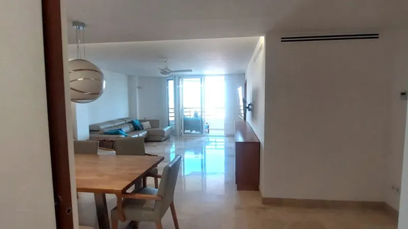 Spacious apartment with sea views in Palma city – for sale — photo 7