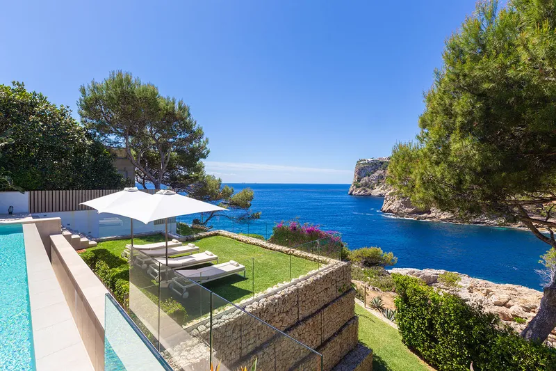 Unique architect villa with sea access and highest living comfort — photo 3