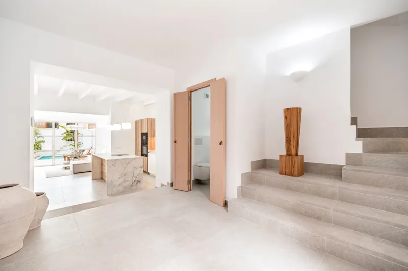Elegant Townhouse with Pool and Garage in Arta — photo 3