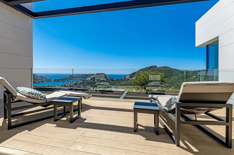 Exceptional Contemporary Villa with Panoramic Sea Views in Puerto de Andratx — photo 2