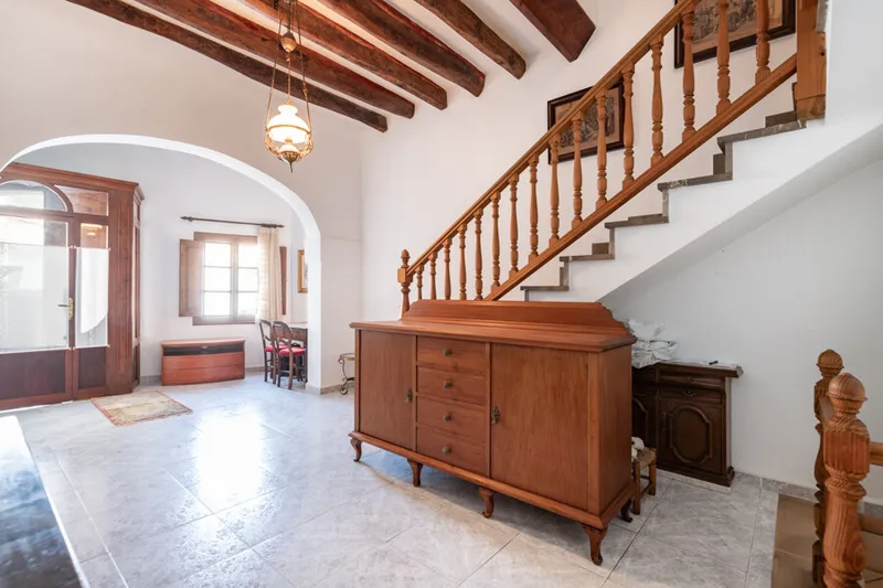 Fantastic Village House with Private Parking and Patio in the Centre of Andratx — photo 1