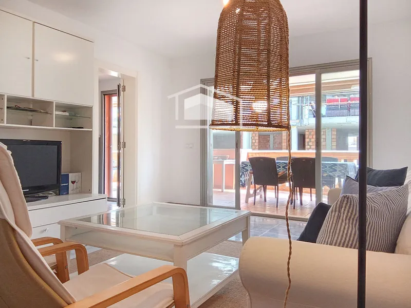 Exclusive apartment with terrace and sea views + parking in Cala Galiota — photo 9
