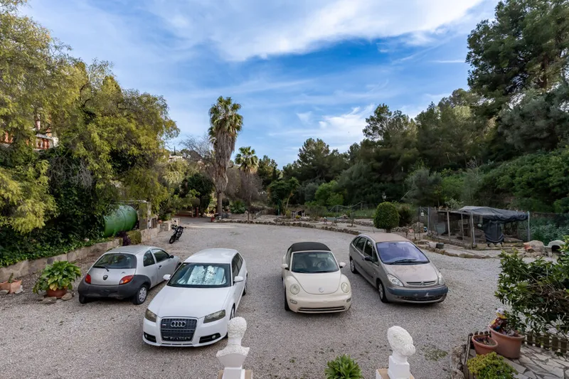 Rustic Property with Great Potential in Genova — photo 9