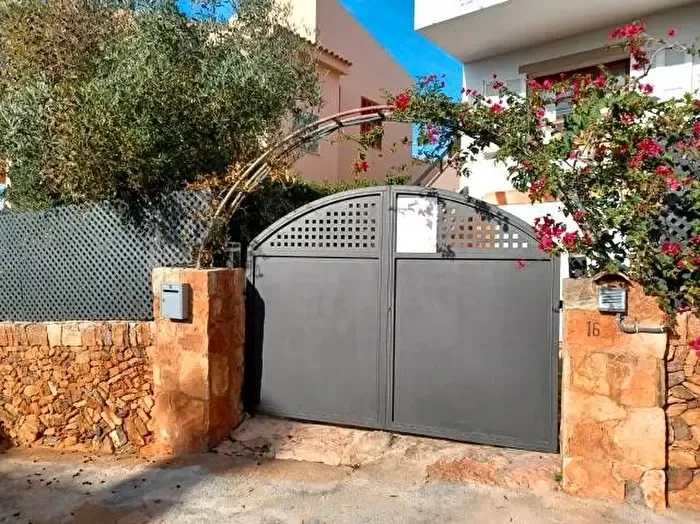 Casa en venta de 4 habitaciones en Portocolom, Felanitx — photo 1