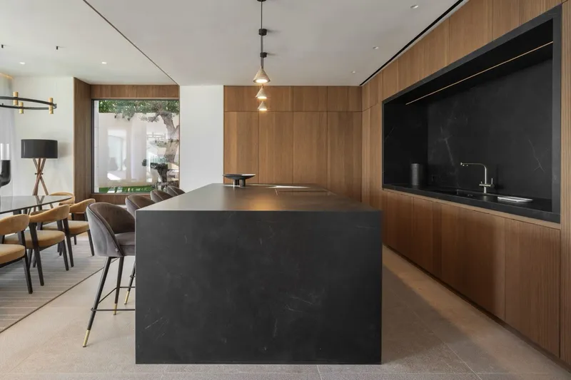 Contemporary sea-view villa for sale in Portals Nous — photo 7