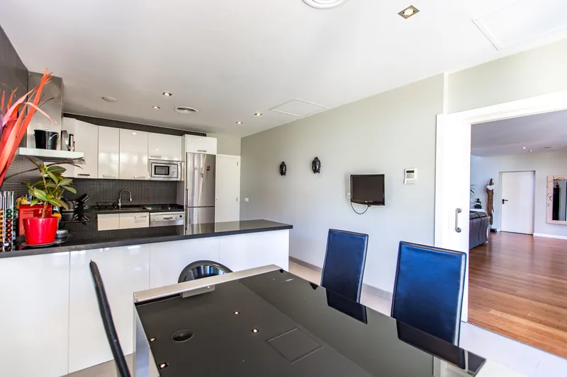 Minimalist new built villa in a quiet area in Santa Ponsa — photo 6