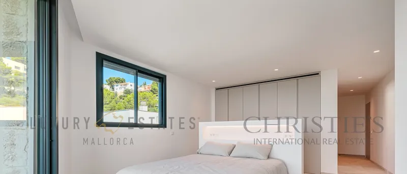 Modern new villa in Costa d'en Blanes with beautiful sea views — photo 8