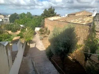 Terraced house in Felanitx with 450 m² built surface, 4 bedrooms, 2 bathrooms — photo 1
