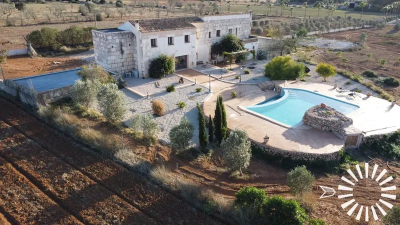 Country House for sale in Campos of 400 m2 — photo 1