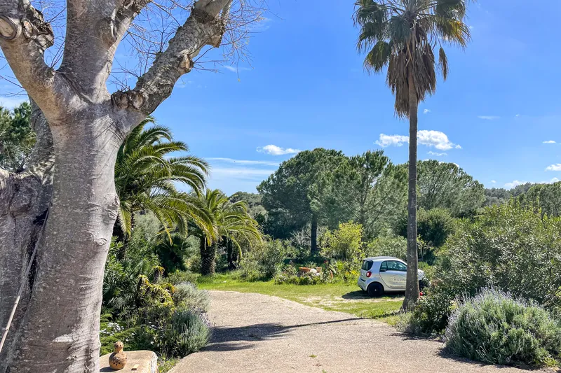 Attractive finca with guest apartment, garden idyll and distant views in a quiet location — photo 2