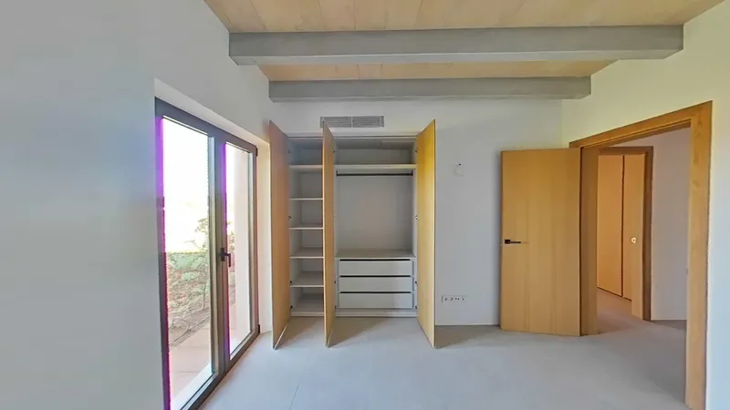 Beautiful modern-style house on rustic estate with pool and terraces between Santanyí and Es Llombards — photo 11